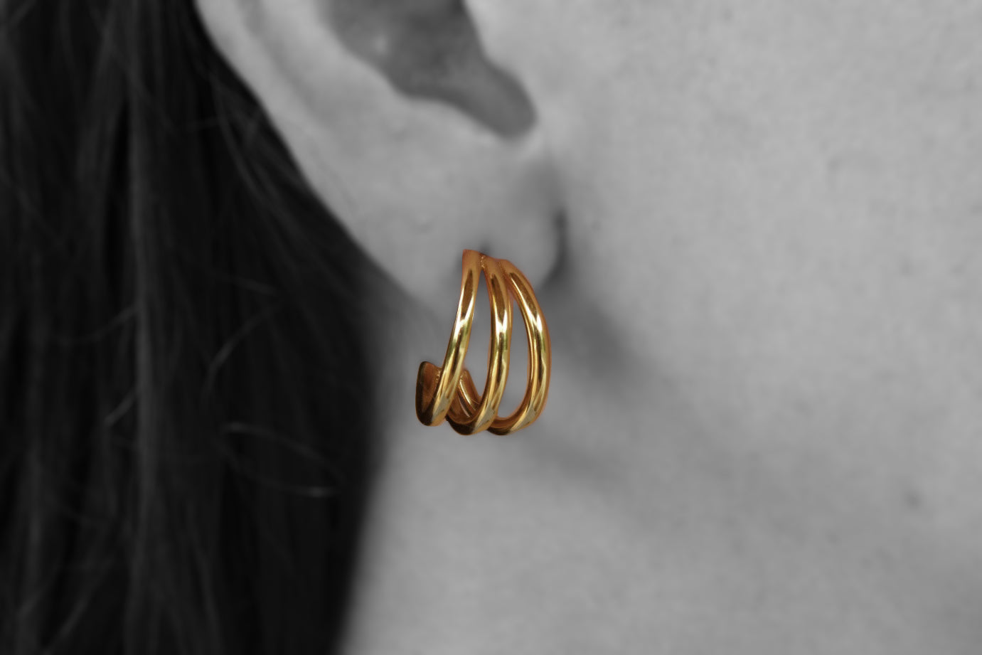 Triple smooth hoop earrings
