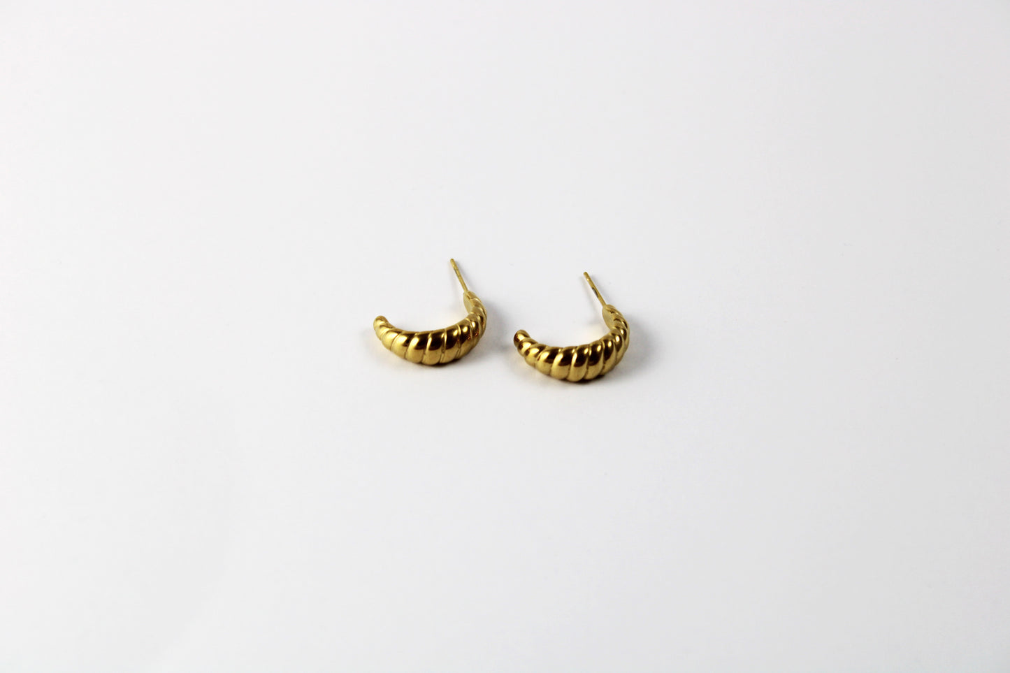 Golden Acamar earrings
