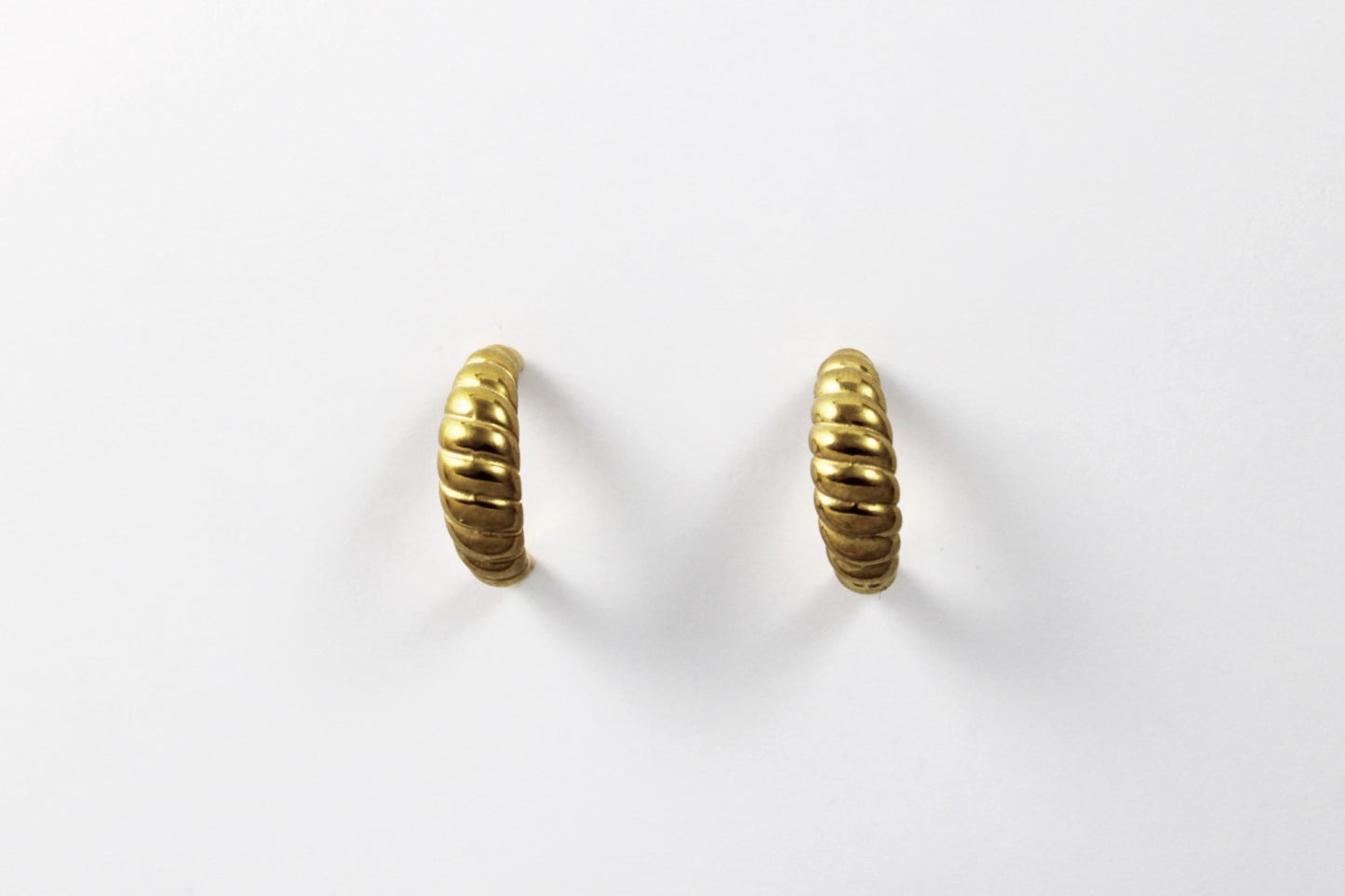 Golden Acamar earrings