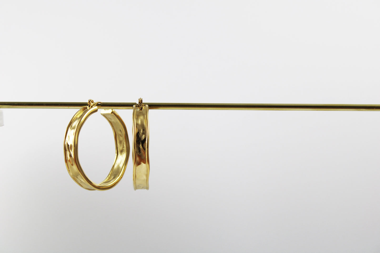 Acrux hoop earrings