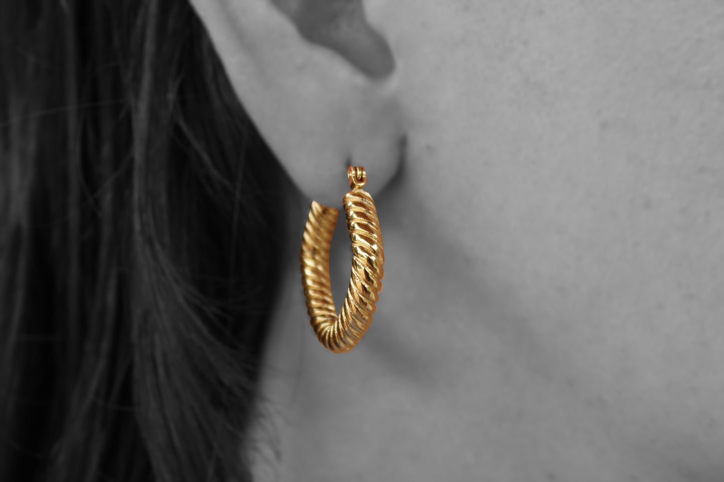 Twisted cable rhombus earrings