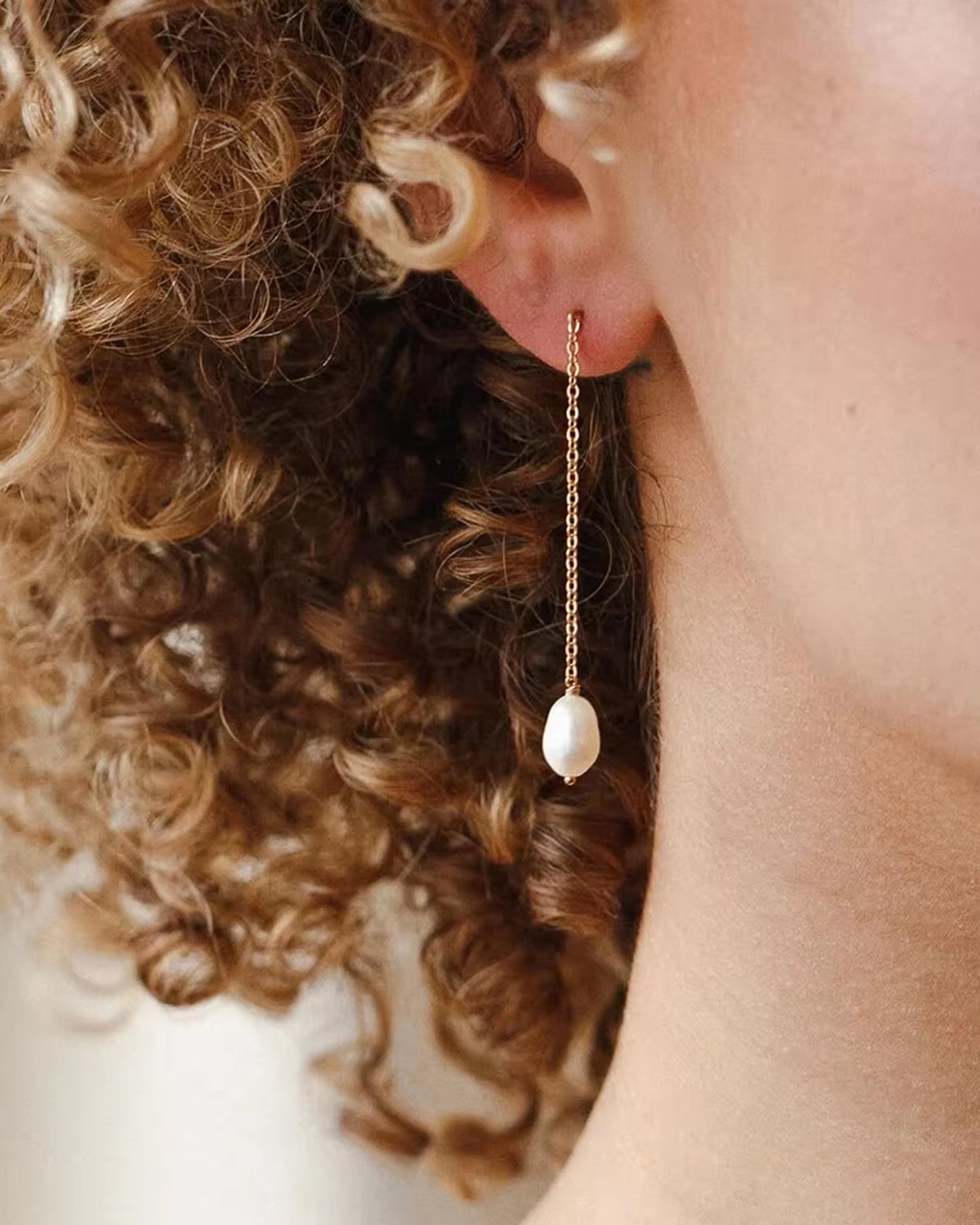 Albali gold earrings