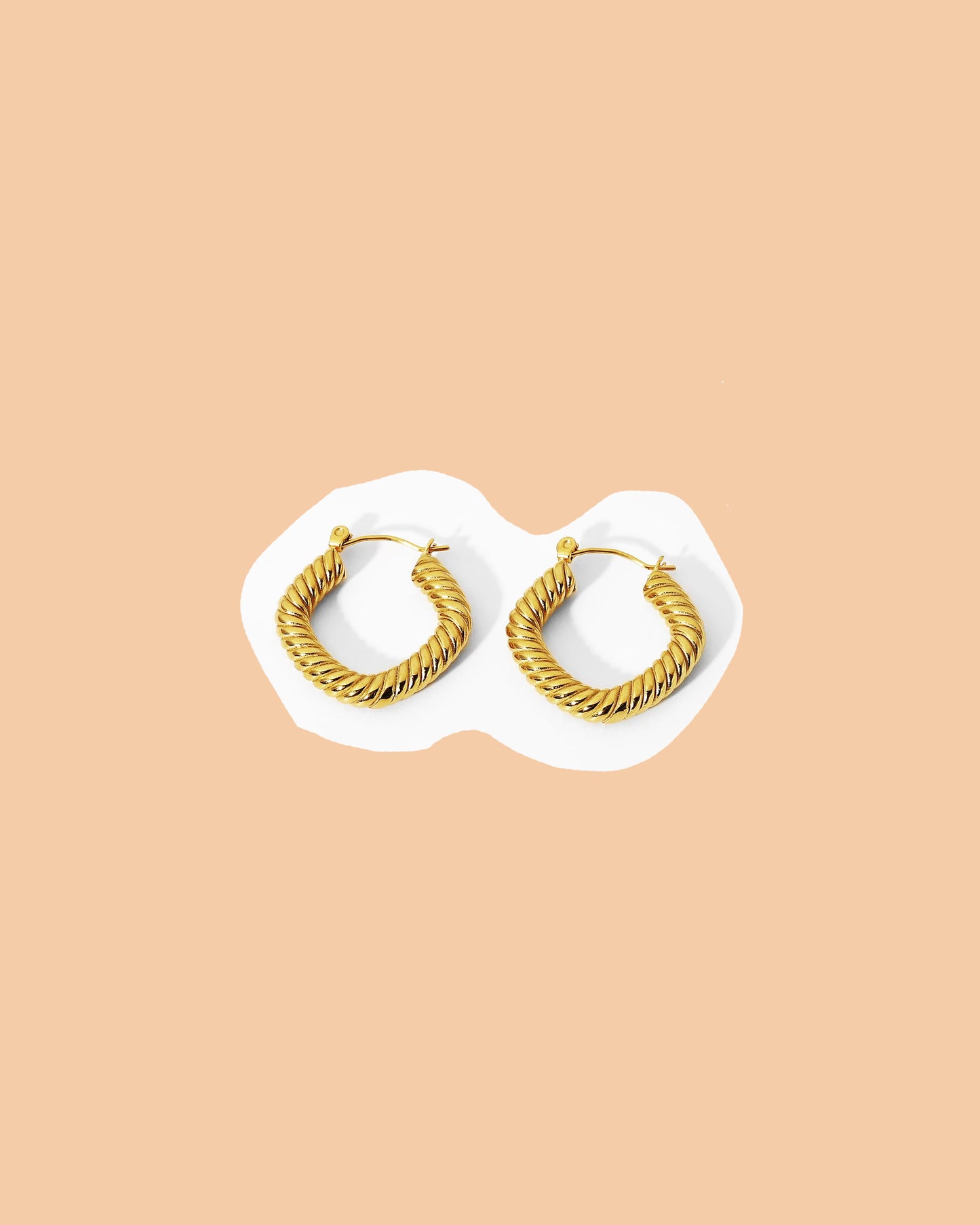 Twisted cable rhombus earrings