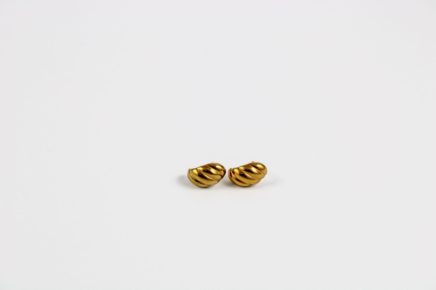 Absolutno gold earrings