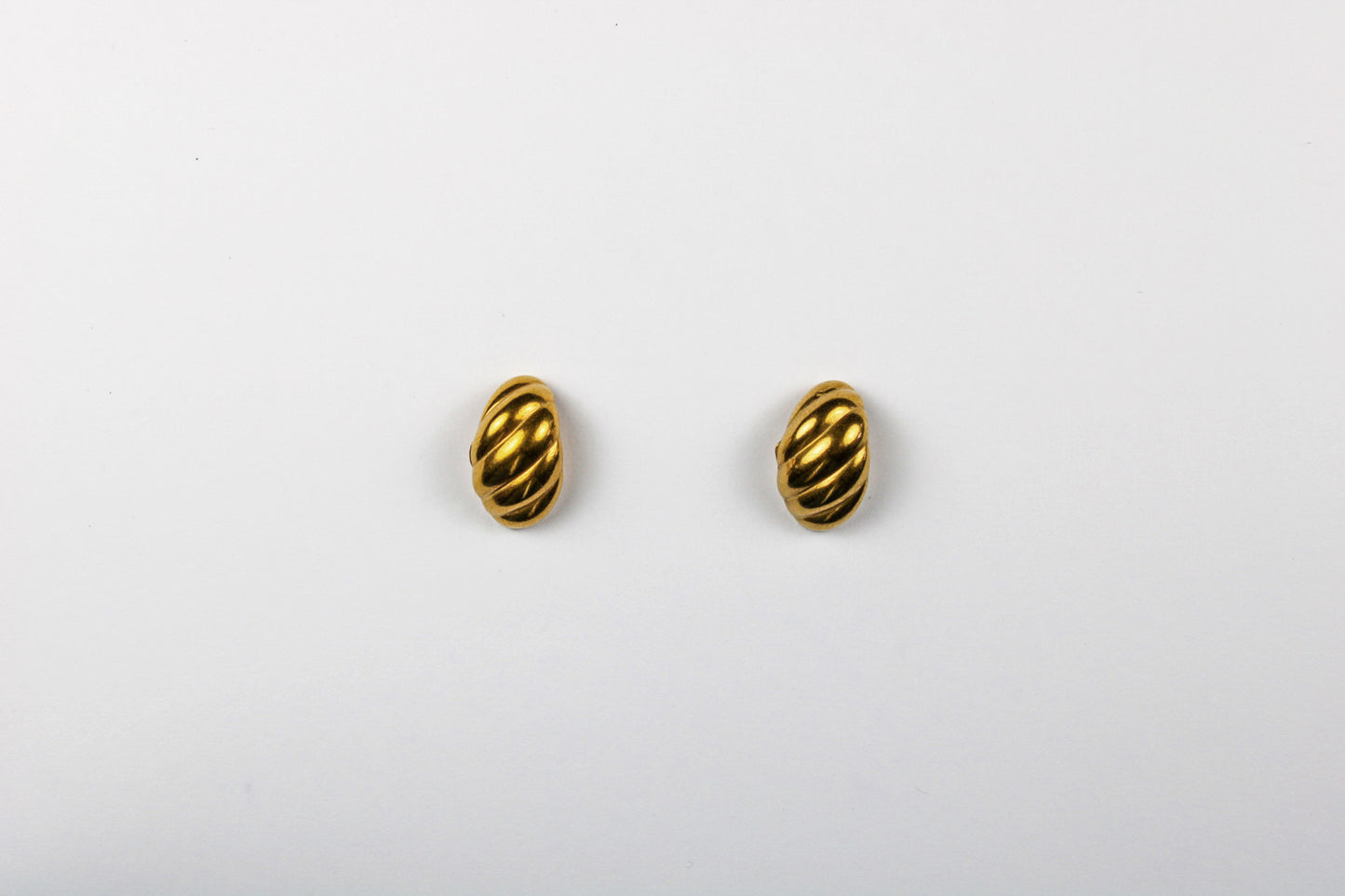 Absolutno gold earrings